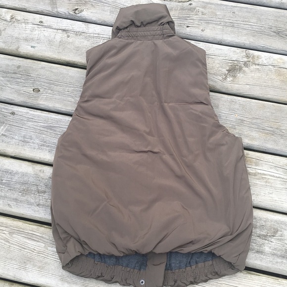 Brand New Gap puffy vest Medium - Picture 4 of 5